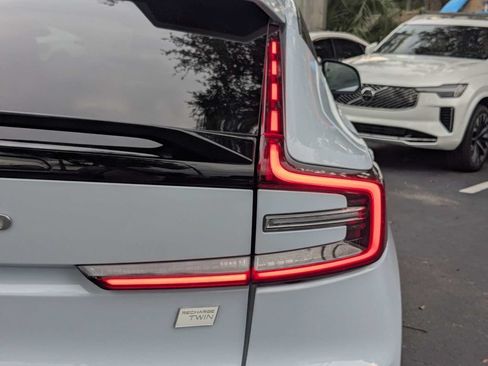 Used 2024 Volvo C40 Recharge Core AWD/4WD image 13