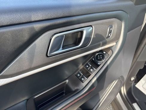 Certified 2025 Ford Explorer ST-Line image 11