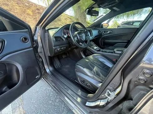 Used 2015 Chrysler 200 S w/ Navigation & Sound Group I FWD image 8