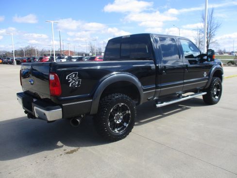 Used 2016 Ford F250 Lariat w/ Lariat Interior Package AWD/4WD image 8