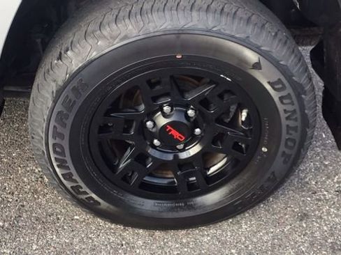 Used 2021 Toyota 4Runner Venture image 11