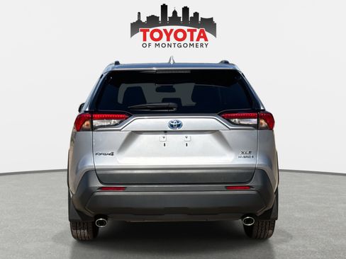 Used 2024 Toyota RAV4 XLE image 5