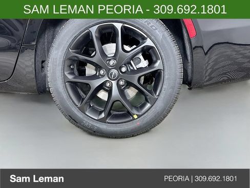 New 2026 Chrysler Pacifica Select w/ S Appearance Package AWD/4WD image 31