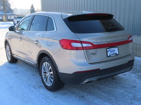 Used 2017 Lincoln MKX Select w/ Lincoln MKX Climate Package image 8