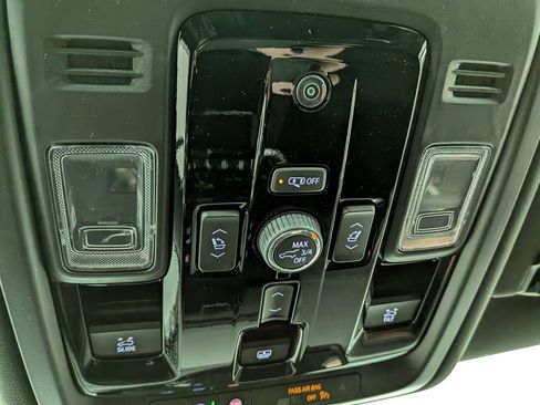 New 2026 GMC Yukon XL Denali w/ Sun & Power Step Package image 31