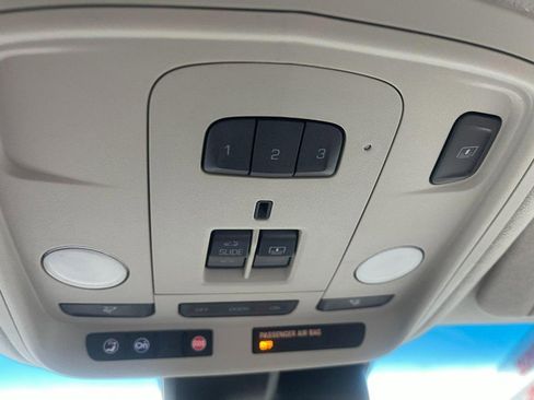 Used 2013 Cadillac XTS Platinum image 38