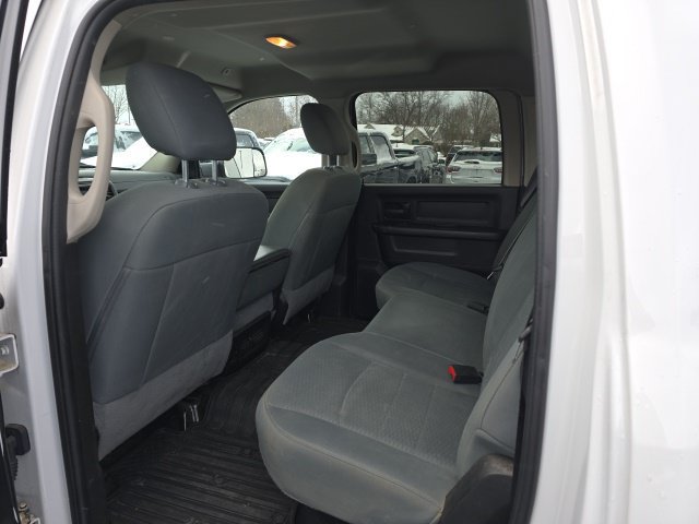 Used 2018 RAM 2500 Tradesman w/ Chrome Appearance Group AWD/4WD image 9