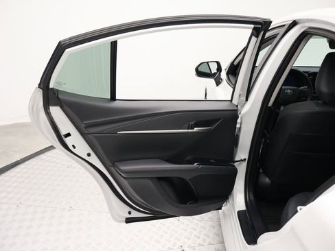 Certified 2025 Toyota Camry XLE FWD image 21