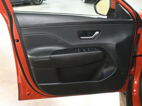 Used 2024 Hyundai Kona Limited image 41