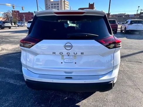 New 2026 Nissan Rogue SV image 7