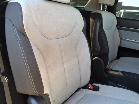 Certified 2021 Hyundai Palisade SEL image 15