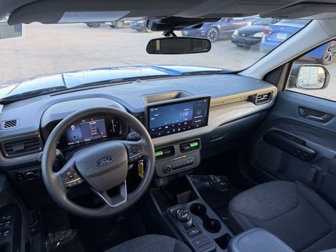 Used 2025 Ford Maverick XL image 14