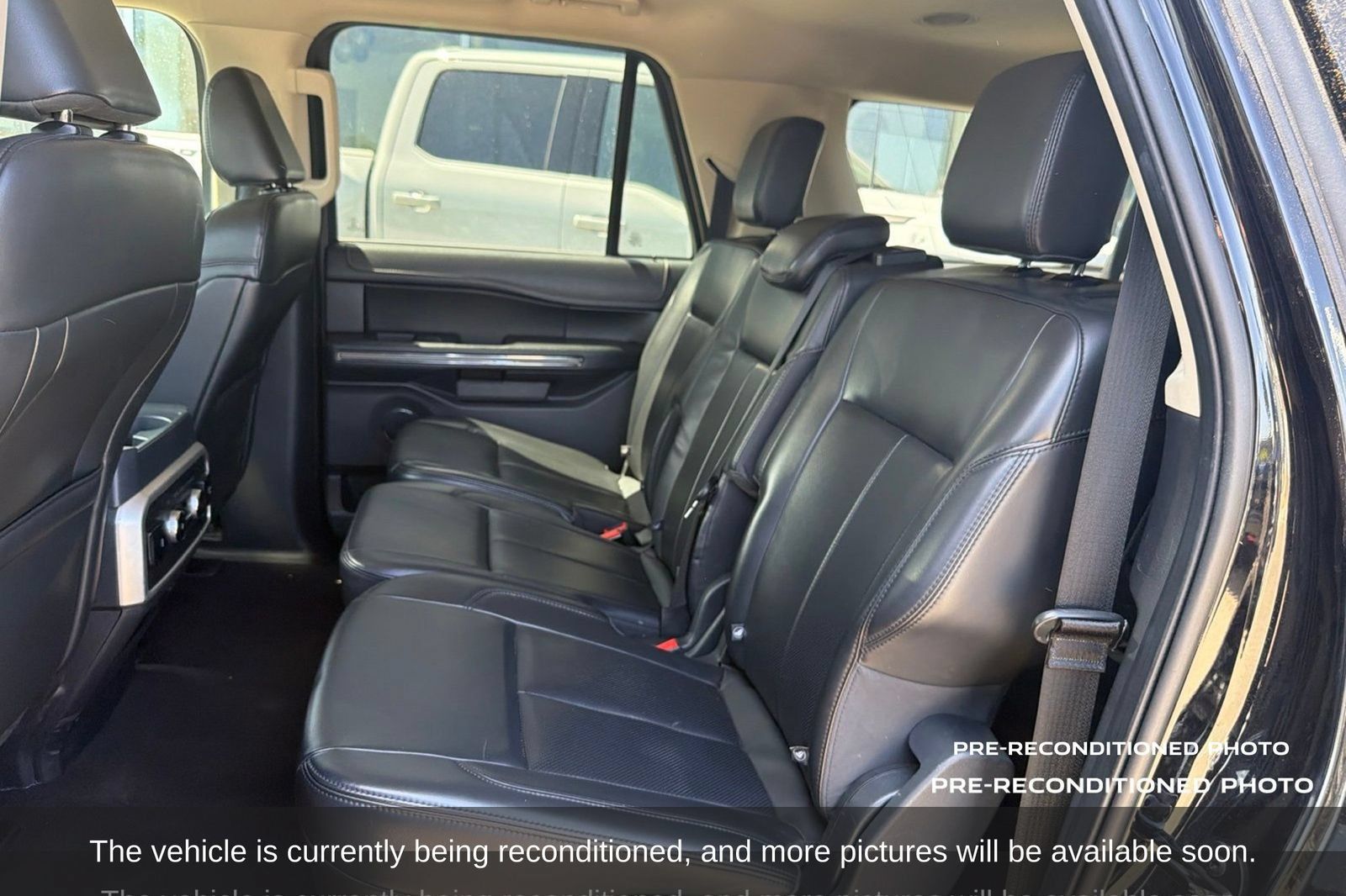Used 2024 Ford Expedition Max XLT AWD/4WD image 13