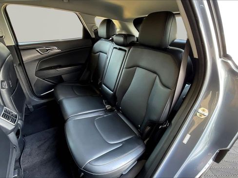 Used 2023 Kia Sportage EX FWD image 21