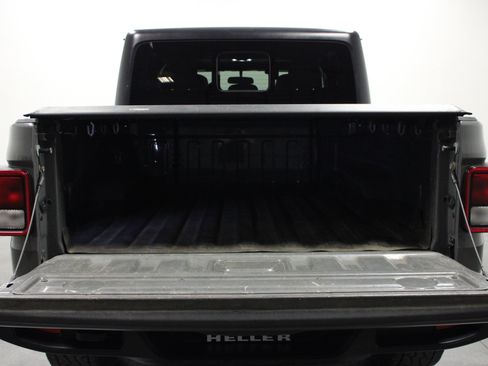 Used 2021 Jeep Gladiator Sport AWD/4WD image 14