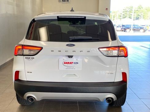 Used 2020 Ford Escape SE AWD/4WD image 6