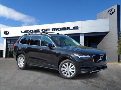 Used 2017 Volvo XC90 T6 Momentum w/ Vision Package