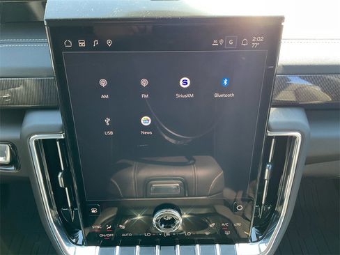 New 2026 GMC Yukon XL Elevation w/ LPO, Get Active Package image 19