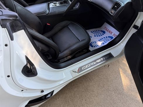 Used 2016 Chevrolet Corvette Z06 w/ 3LZ Preferred Equipment Group image 59