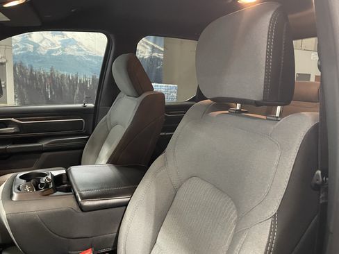 Certified 2024 RAM 1500 Big Horn RWD image 18