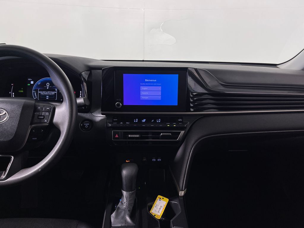 Used 2025 Toyota Camry LE FWD image 15
