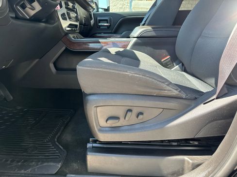 Used 2017 GMC Sierra 2500 SLE w/ Suspension Package, Off-Road image 14