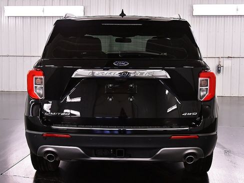 Used 2023 Ford Explorer Limited w/ Limited Technology Package image 6