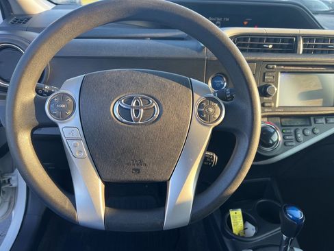 Used 2012 Toyota Prius C image 34