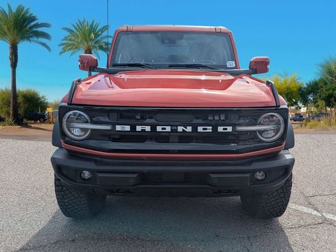 Certified 2023 Ford Bronco Outer Banks w/ Sasquatch Package image 8