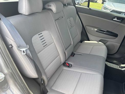 Used 2017 Kia Sportage LX w/ LX Popular Package FWD image 7