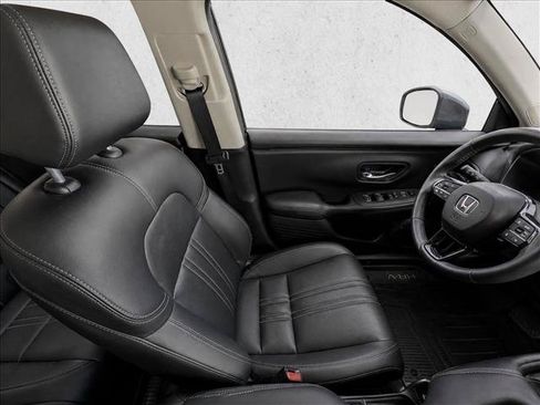 Used 2024 Honda HR-V EX-L image 16