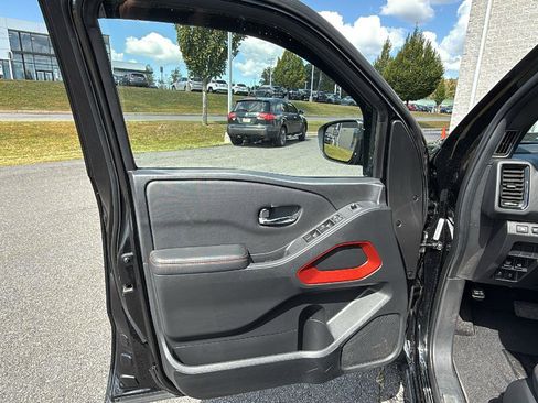 Used 2023 Nissan Frontier PRO-4X w/ Tow Package image 27