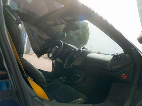 Used 2017 McLaren 570S RWD image 35