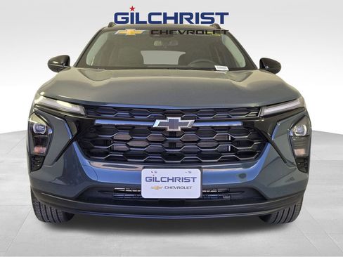 New 2026 Chevrolet Trax LT w/ Driver Confidence Package image 2