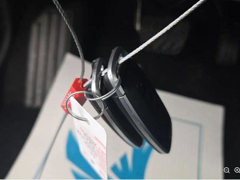 Used 2023 Nissan Pathfinder SL image 6