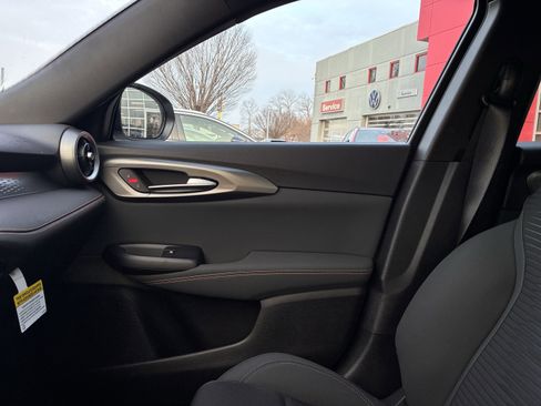 New 2026 Alfa Romeo Tonale Sprint image 23