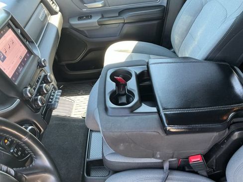 Used 2022 RAM 1500 Big Horn AWD/4WD image 23