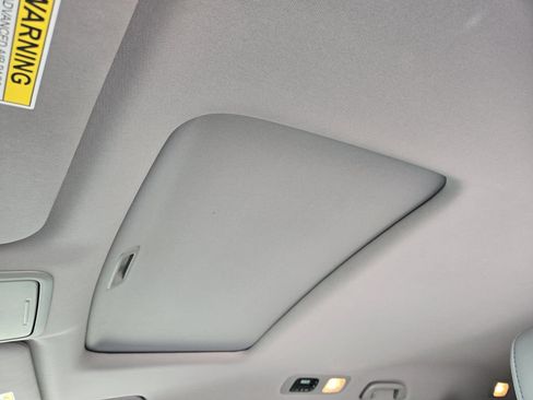 Used 2018 Honda Odyssey EX-L image 26