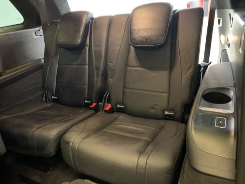 Used 2021 Mercedes-Benz GLS 580 4MATIC w/ E-Active Body Control Package image 63