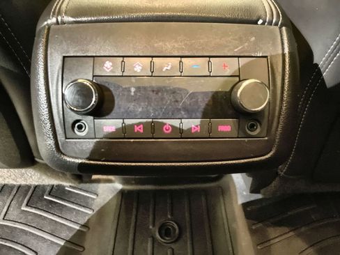 Used 2017 GMC Acadia Limited SLT image 19