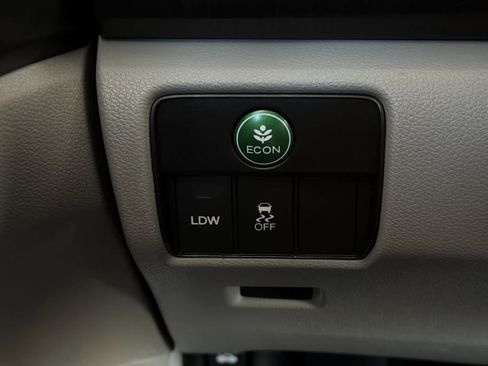 Used 2014 Honda Accord Touring image 29