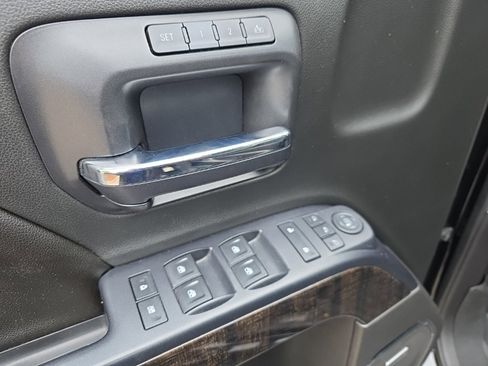Used 2015 GMC Sierra 1500 Denali w/ Driver Alert Package image 11