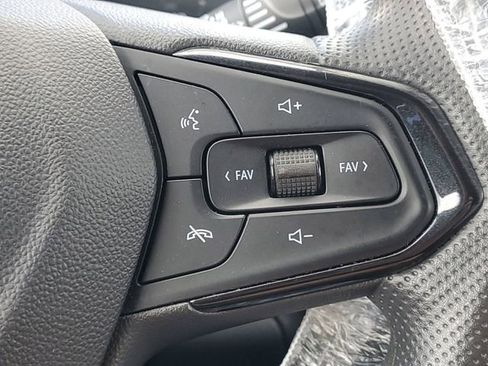 Used 2024 Chevrolet Trax LS FWD image 15