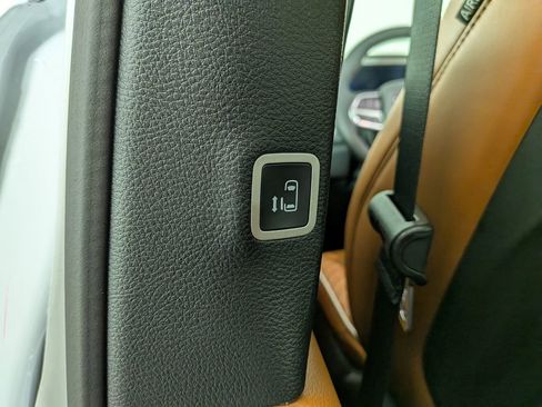 New 2026 Chrysler Pacifica Pinnacle w/ Trailer Tow Group image 38