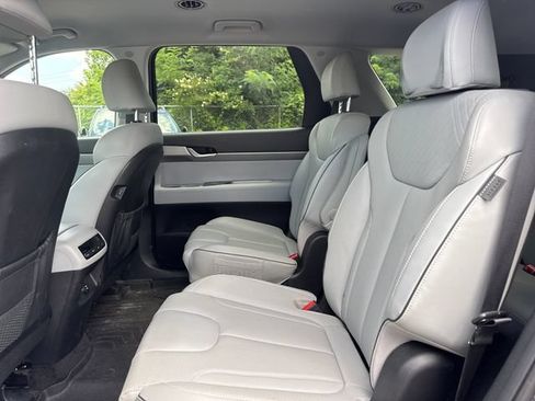 Used 2023 Hyundai Palisade SEL AWD/4WD image 11