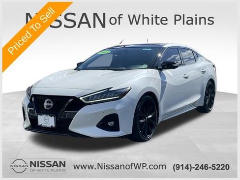 Certified 2023 Nissan Maxima SR w/ Sport Mat Group FWD image 1