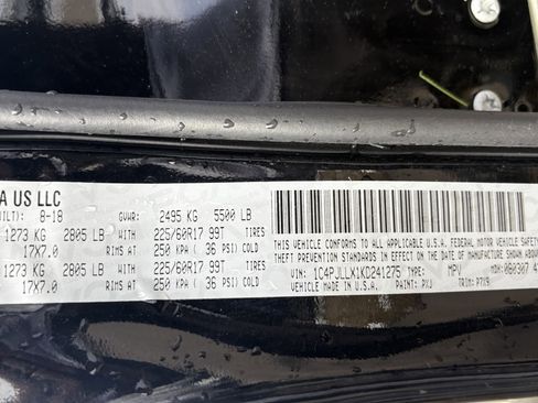 Used 2019 Jeep Cherokee Latitude Plus w/ Comfort/Convenience Group image 16