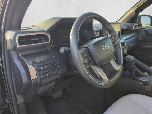 Certified 2025 Toyota 4Runner SR5 AWD/4WD image 13