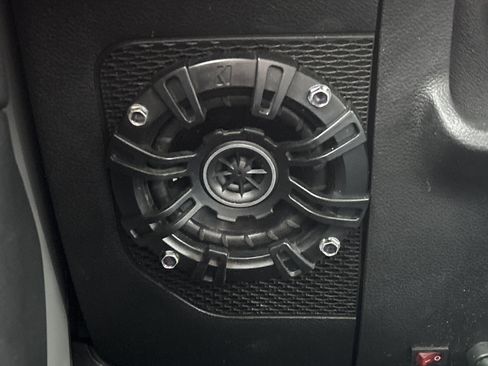 Used 2021 Jeep Gladiator Rubicon w/ Trailer Tow Package image 31