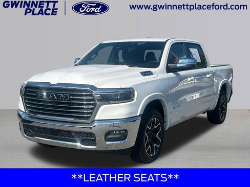 Used 2025 RAM 1500 Laramie AWD/4WD image 1
